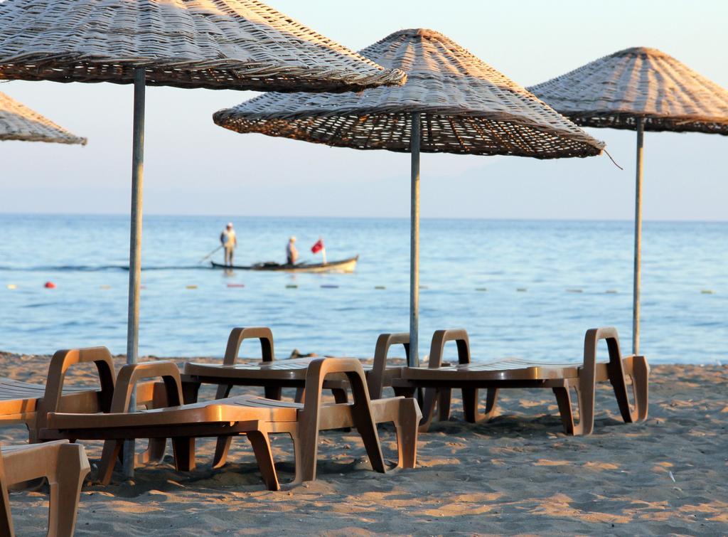 Gumuldur Mavi Deniz Hotel Extérieur photo